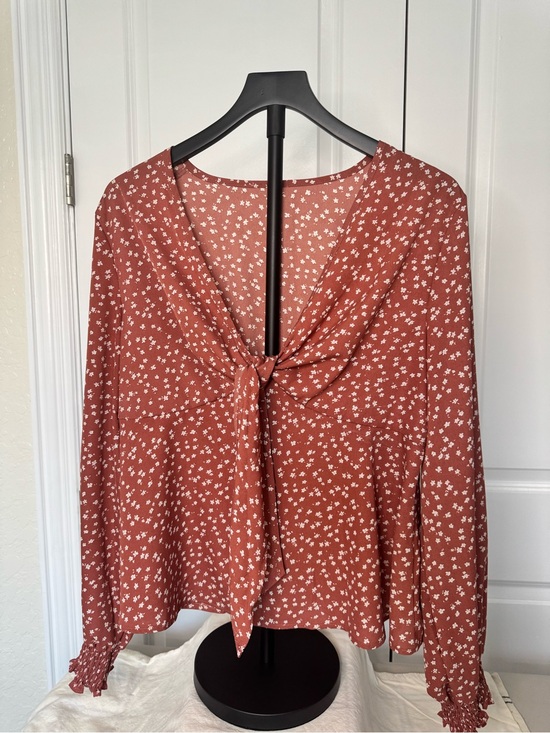 SHEIN Tops - SHEIN Rust Red Floral Tie-Front Long-Sleeve Blouse